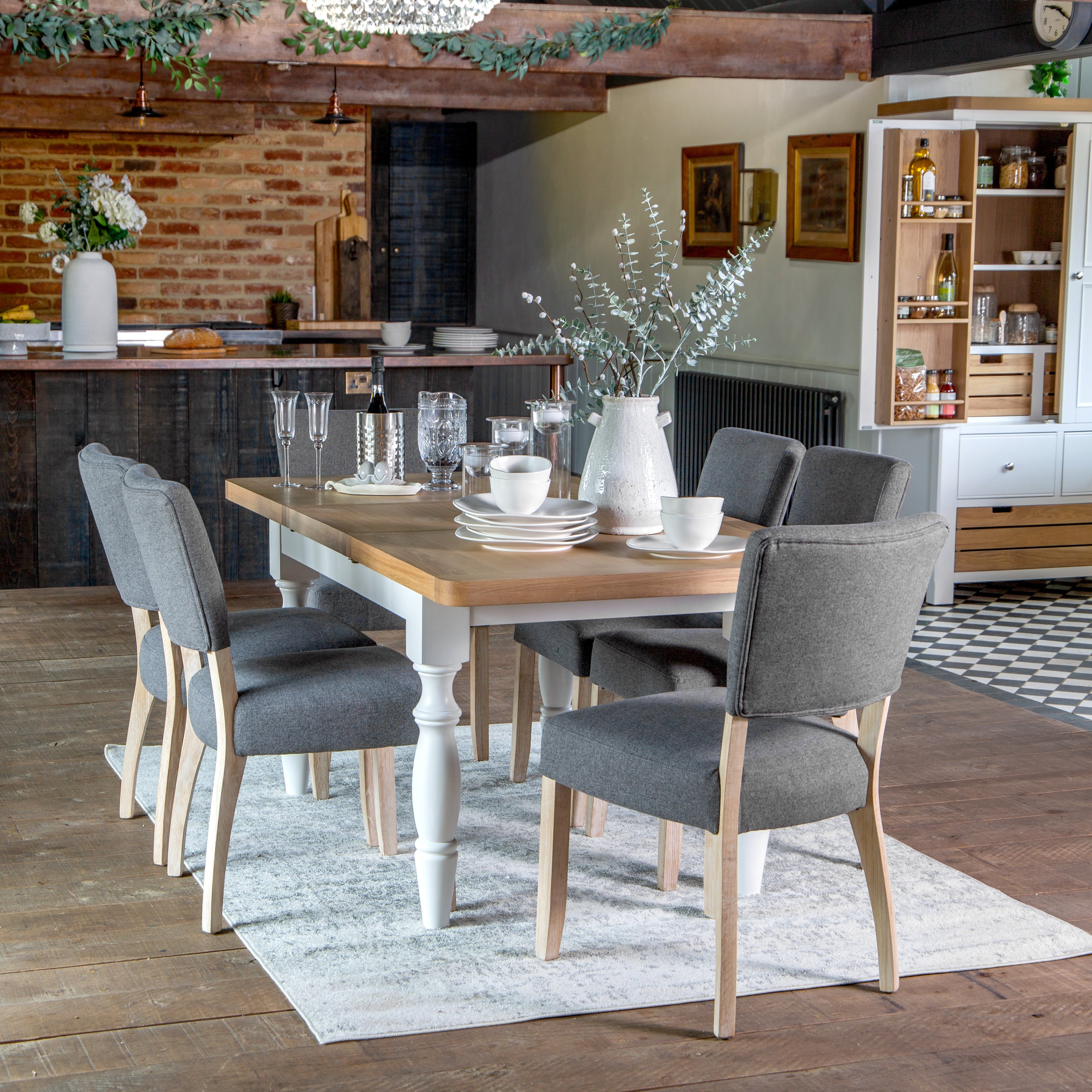 Dorset White Painted 1.3m Butterfly Extending Table