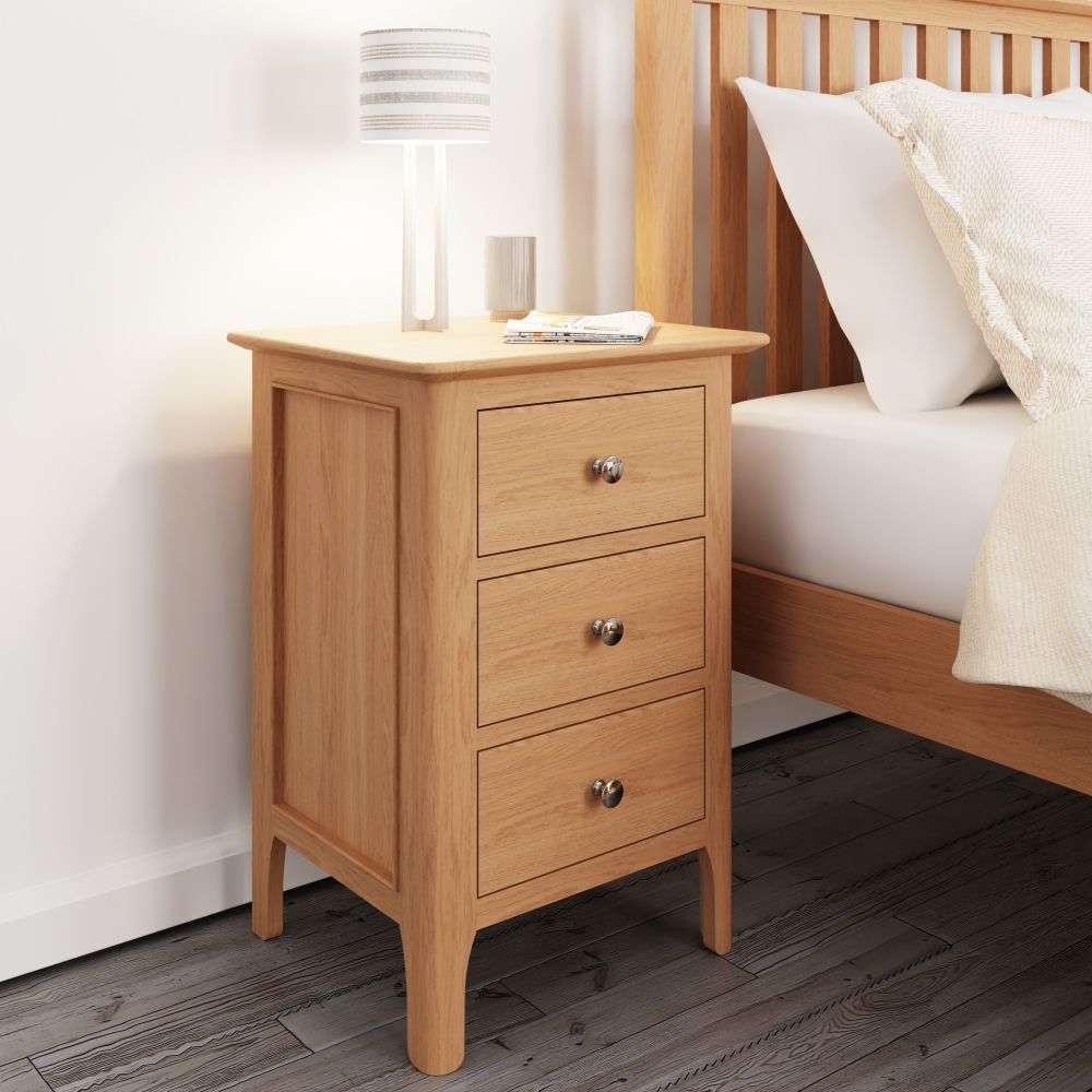 Bergen Oak Large Bedside Cabinet