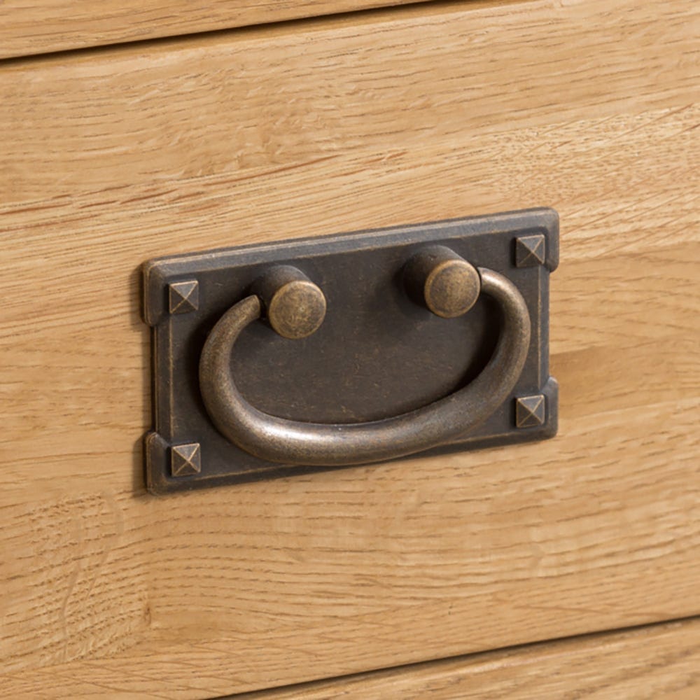 Winchester Oak Medium Bookcase