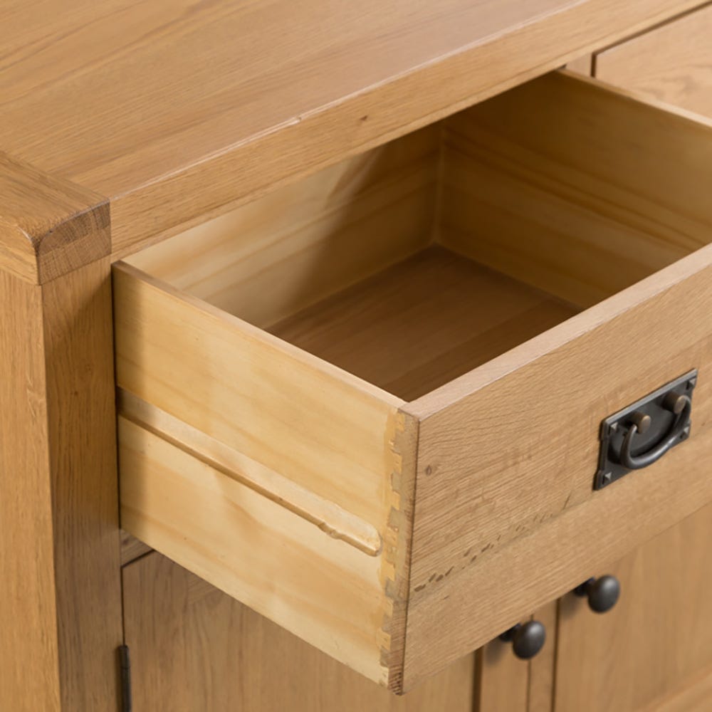 Winchester Oak Small 2 Door Sideboard
