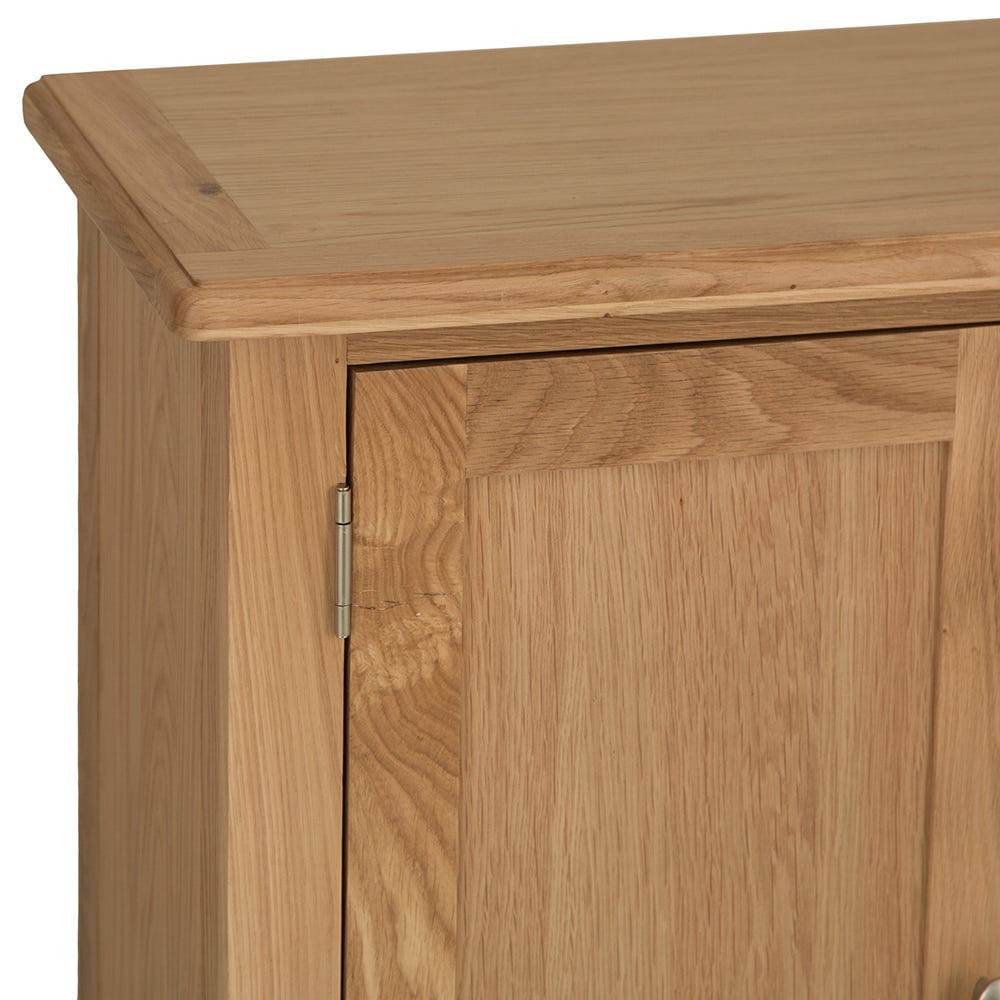 Gloucester Oak 2 Door 3 Drawer Large Sideboard