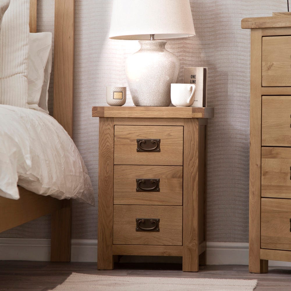 Winchester Oak Large 3 Drawer Bedside