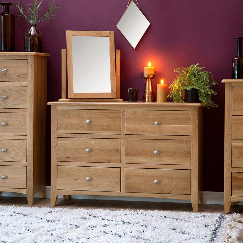 Gloucester Oak Chest of 6 Drawers