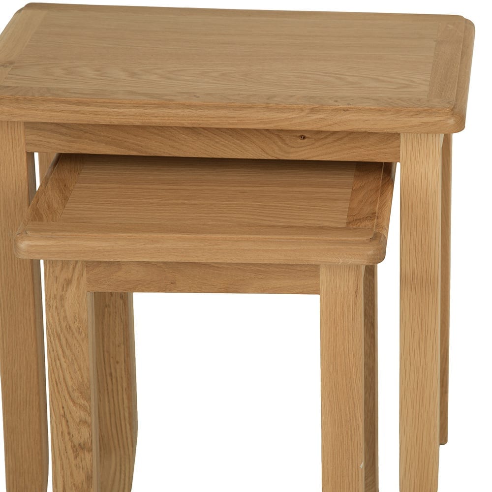 Gloucester Oak Nest of 2 Tables