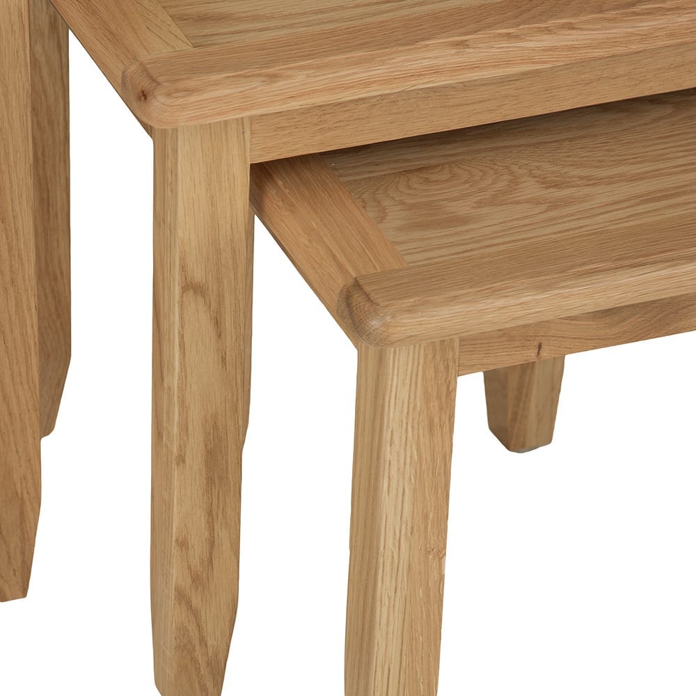 Gloucester Oak Nest of 3 Tables