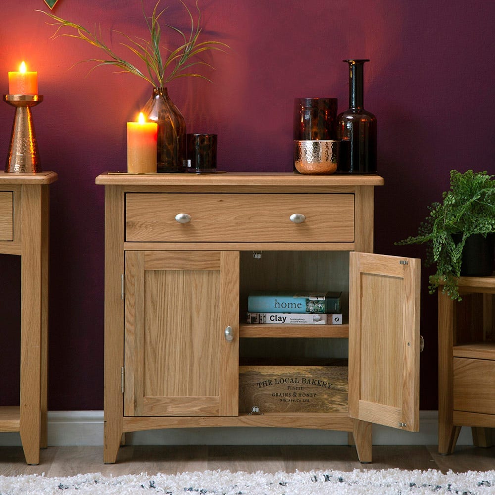 Gloucester Oak Mini 2 Door 1 Drawer Sideboard